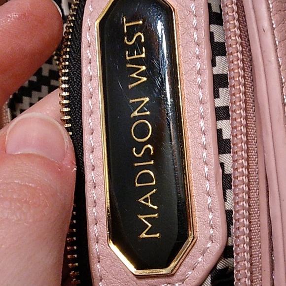 GUC Powder Pink Madison west footed top handle bag - Picture 8 of 8